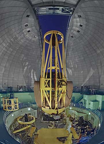 120-inch Shane telescope and dome
